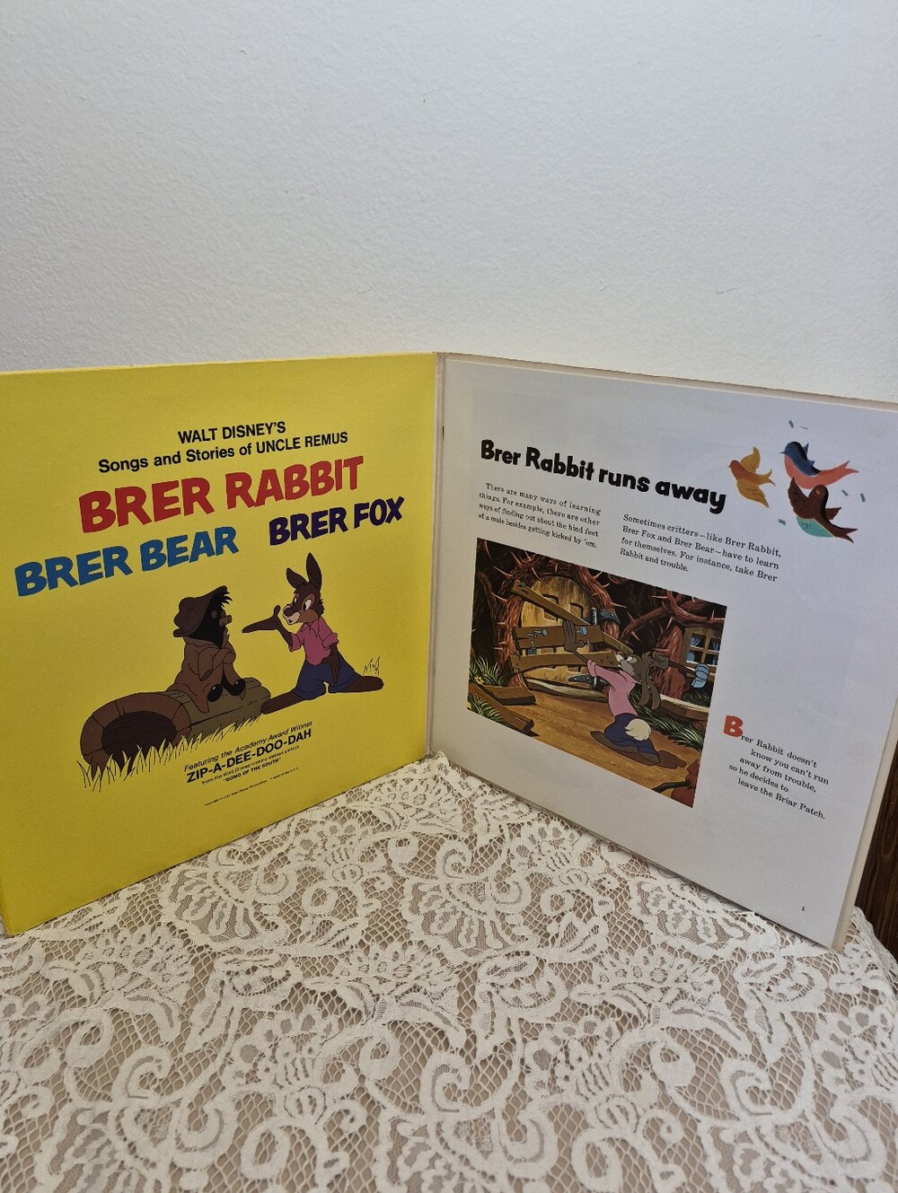 Brer Rabbit Vinyl 1970 - Picture 3 of 9
